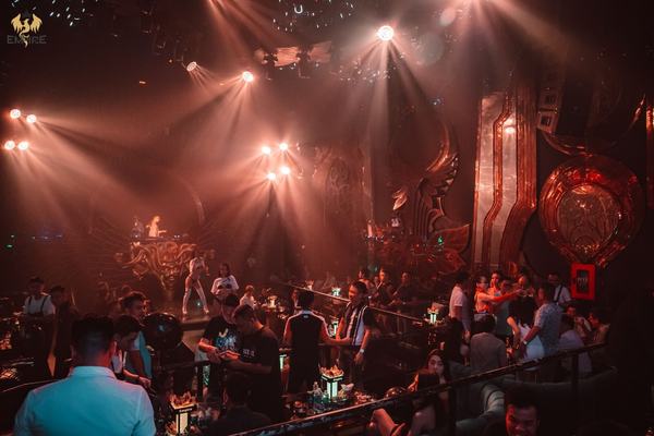 EMPIRE MUSIC BAR 实拍