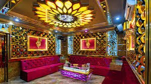 LA ROYAL KTV 花窗包厢